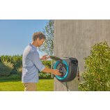 Gardena PowerRoll XL falra szerelhető tömlőtartó, 35 m, türkiz – akkumulátor nélkül
