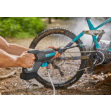 Gardena AquaClean 24/18 V P4A Premium akkumulátoros közepes nyomású tisztító – készlet